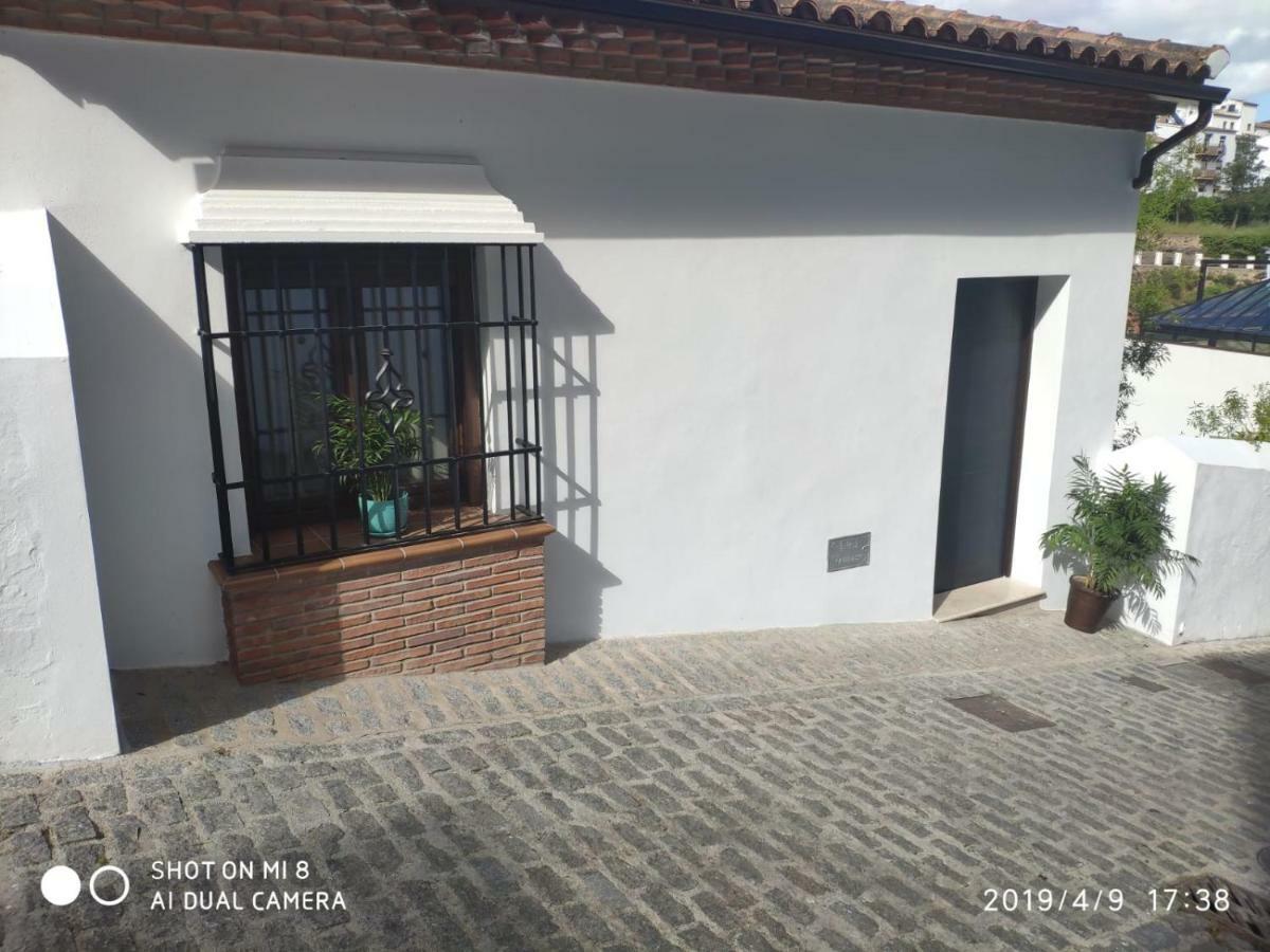 Apartamentos Cantareria, Rosa Mosqueta Setenil De Las Bodegas エクステリア 写真